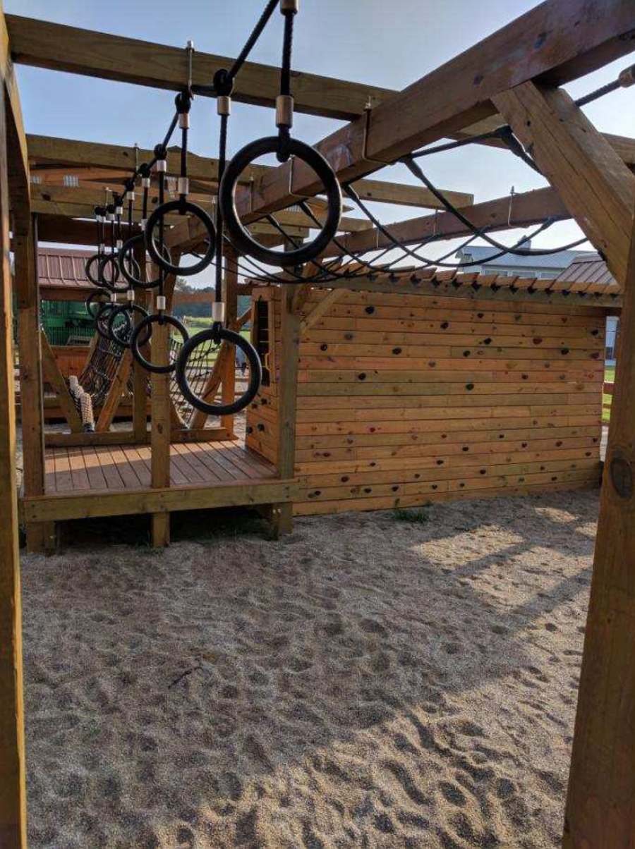 Clambering Loop Run w/5/8" walk rope - The MAiZE